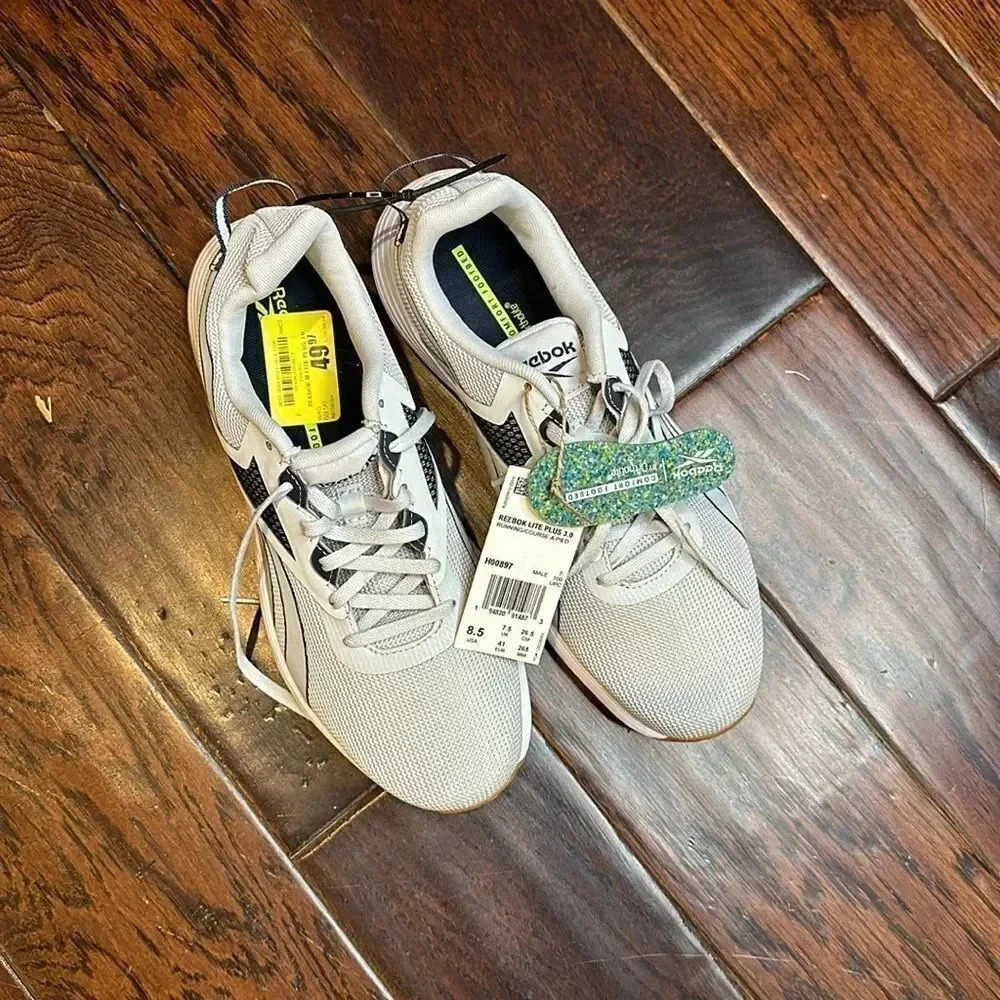 NWT Reebok Lite Plus men’s tennis shoes 8 1/2 running